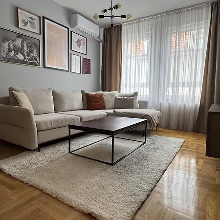 Urban Elegance 아파트 *