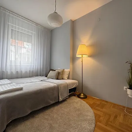 아파트 Urban Elegance